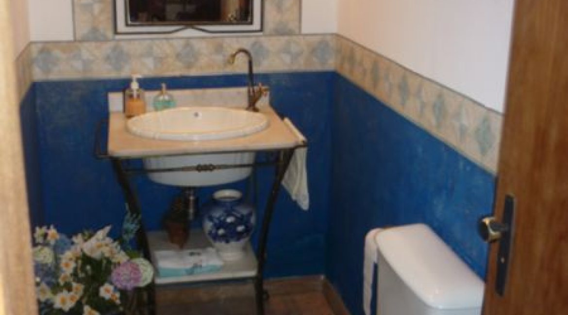 Casa à venda com 580m², 4 dormitórios, 4 suítes, 2 vagas, no bairro Jardim Isabel em Porto Alegre