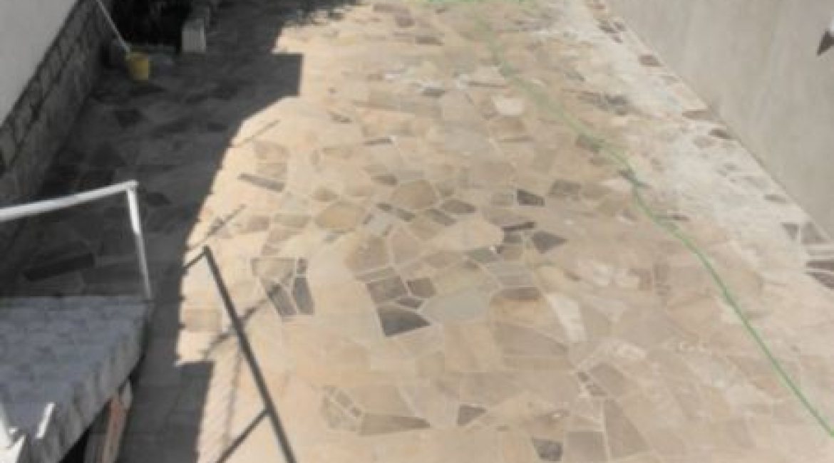  à venda, no bairro  em 