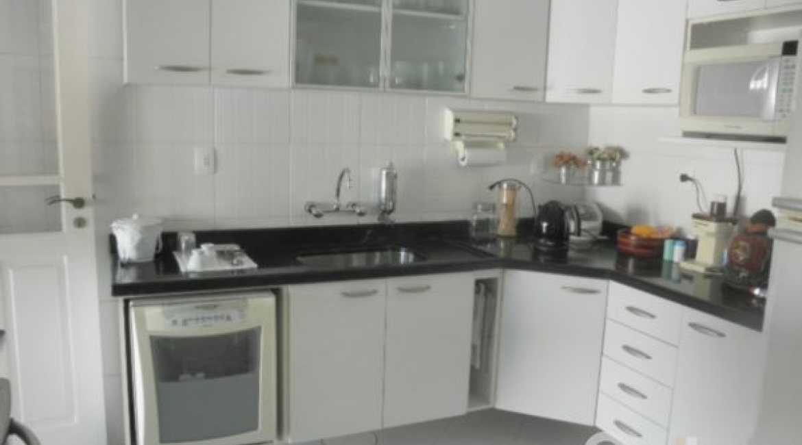  à venda, no bairro  em 