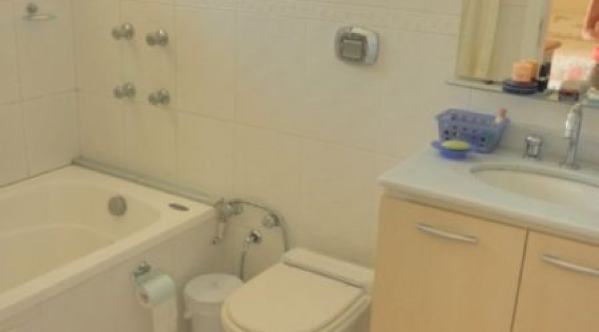  à venda, no bairro  em 