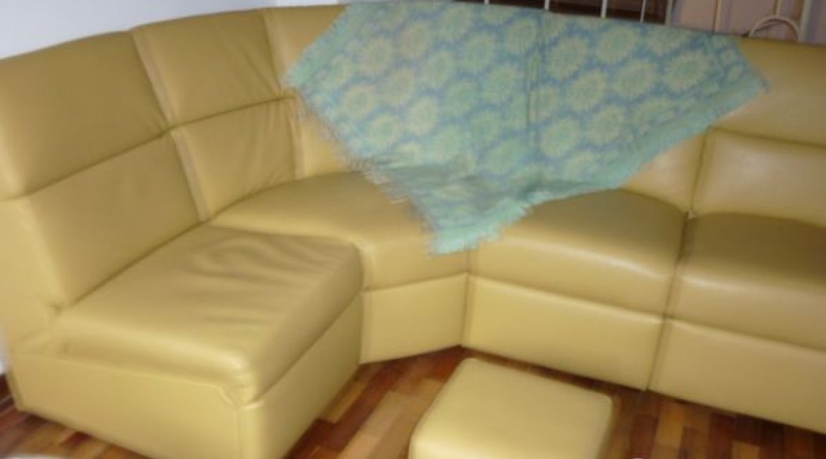 Casa à venda com 300m², 3 dormitórios, 1 suíte, 3 vagas, no bairro Vila Conceição em Porto Alegre