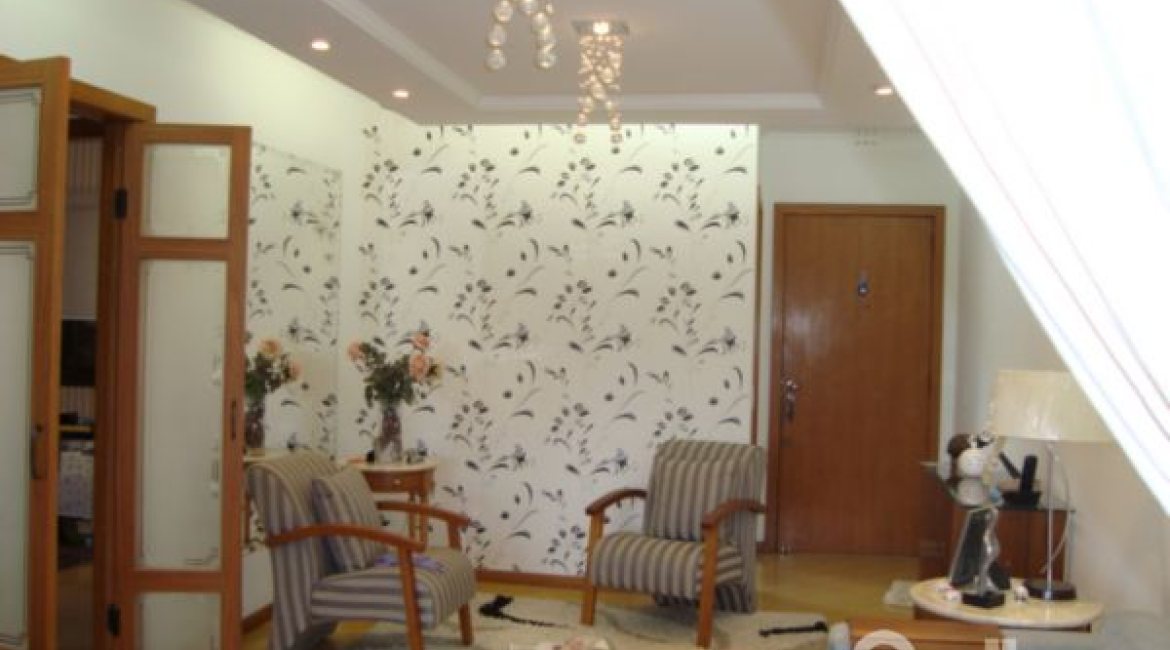 Apartamento à venda com 76m², 2 dormitórios, 1 vaga, no bairro Tristeza em Porto Alegre