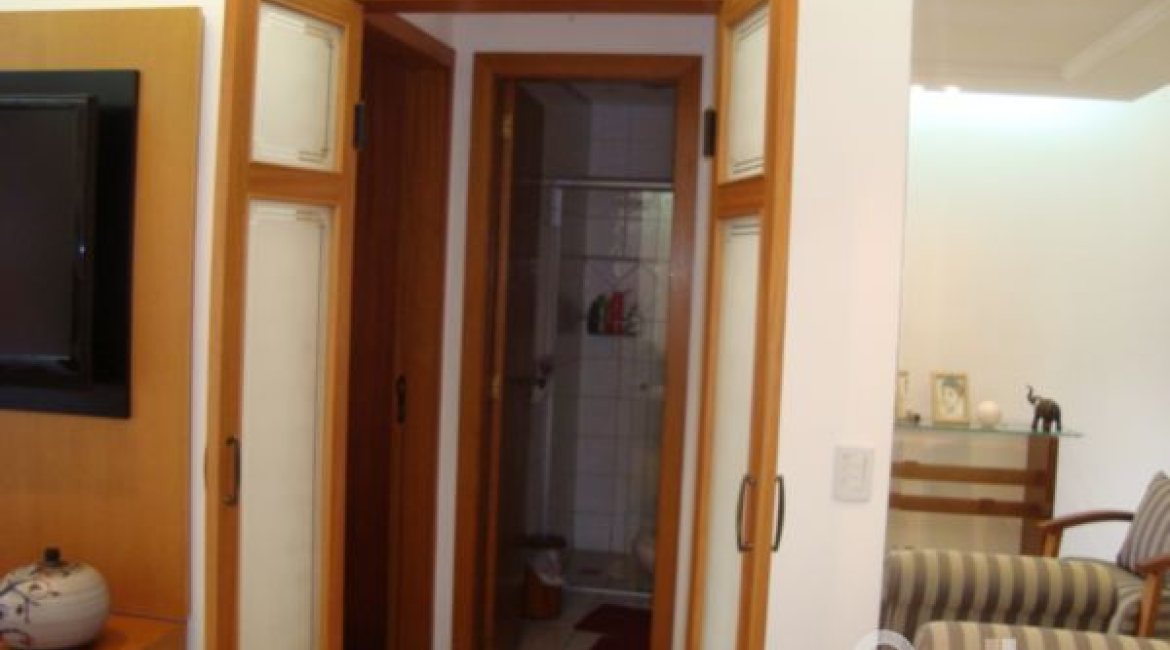 Apartamento à venda com 76m², 2 dormitórios, 1 vaga, no bairro Tristeza em Porto Alegre