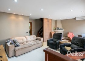 Casa em Condomínio à venda com 240m², 3 dormitórios, 1 suíte, 2 vagas, no bairro Jardim Isabel em Porto Alegre