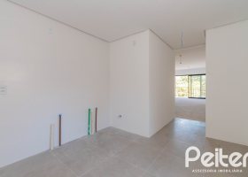 Cobertura à venda com 218m², 3 dormitórios, 1 suíte, 2 vagas, no bairro Tristeza em PORTO ALEGRE
