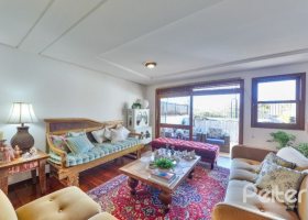 Casa em Condomínio à venda com 245m², 3 dormitórios, 1 suíte, 3 vagas, no bairro Vila Assunção em Porto Alegre