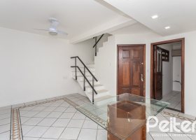 Casa em Condomínio à venda com 135m², 2 dormitórios, 1 suíte, 2 vagas, no bairro Tristeza em PORTO ALEGRE