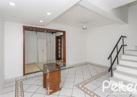 Casa em Condomínio à venda com 135m², 2 dormitórios, 1 suíte, 2 vagas, no bairro Tristeza em PORTO ALEGRE