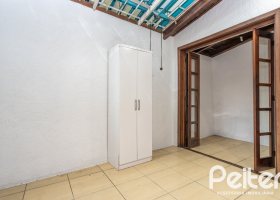 Casa em Condomínio à venda com 135m², 2 dormitórios, 1 suíte, 2 vagas, no bairro Tristeza em PORTO ALEGRE