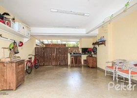 Casa em Condomínio à venda com 191m², 4 dormitórios, 2 suítes, 2 vagas, no bairro Jardim Isabel em Porto Alegre