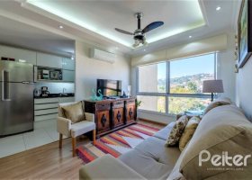 Apartamento à venda com 69m², 2 dormitórios, 1 suíte, 2 vagas, no bairro Tristeza em Porto Alegre
