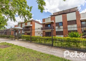 Apartamento à venda com 157m², 3 dormitórios, 1 suíte, 2 vagas, no bairro Tristeza em PORTO ALEGRE