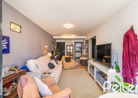 Apartamento à venda com 82m², 2 dormitórios, 1 suíte, 2 vagas, no bairro Ipanema em Porto Alegre