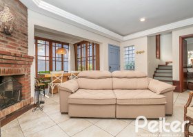 Casa em Condomínio à venda com 166m², 3 dormitórios, 1 suíte, 1 vaga, no bairro Jardim Isabel em Porto Alegre