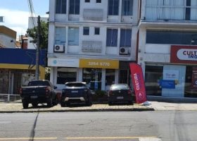 Comercial à venda com 32m², no bairro Tristeza em Porto Alegre