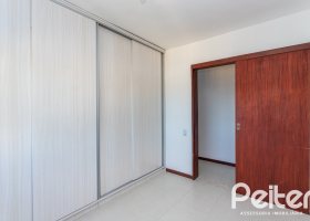 Apartamento à venda com 63m², 2 dormitórios, 2 vagas, no bairro Tristeza em Porto Alegre