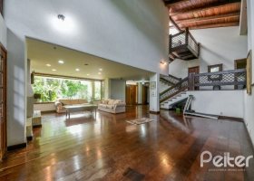 Casa em Condomínio à venda com 654m², 5 dormitórios, 5 suítes, 4 vagas, no bairro Cavalhada em PORTO ALEGRE