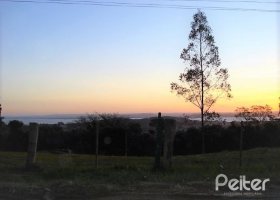 Terreno à venda com 3750m², no bairro Vila Nova em Porto Alegre