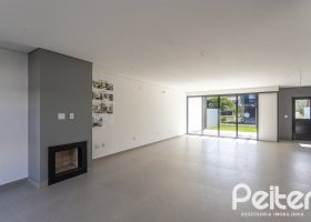 Casa em Condomínio à venda com 150m², 3 dormitórios, 3 suítes, 2 vagas, no bairro Hípica em PORTO ALEGRE