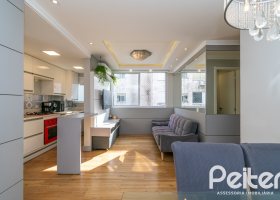 Apartamento à venda com 61m², 3 dormitórios, 1 suíte, 1 vaga, no bairro Ipanema em PORTO ALEGRE