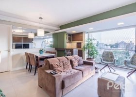 Apartamento à venda com 88m², 3 dormitórios, 1 suíte, 2 vagas, no bairro Tristeza em PORTO ALEGRE
