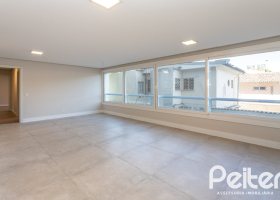 Apartamento à venda com 142m², 3 dormitórios, 1 suíte, 2 vagas, no bairro Tristeza em PORTO ALEGRE