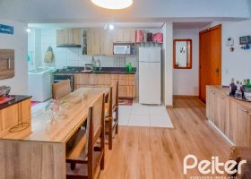 Apartamento à venda com 82m², 3 dormitórios, 1 suíte, 3 vagas, no bairro Tristeza em PORTO ALEGRE