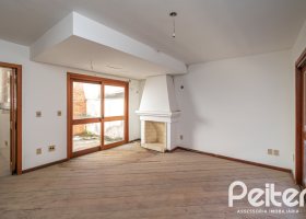 Casa em Condomínio à venda com 145m², 3 dormitórios, 1 suíte, 2 vagas, no bairro Tristeza em Porto Alegre
