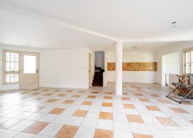 Casa em Condomínio à venda com 160m², 3 dormitórios, 1 suíte, 1 vaga, no bairro Ipanema em Porto Alegre