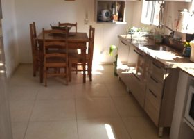 Apartamento à venda com 81m², 3 dormitórios, no bairro Cristal em Porto Alegre