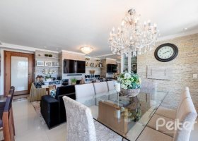 Apartamento à venda com 94m², 3 dormitórios, 1 suíte, 2 vagas, no bairro Tristeza em Porto Alegre