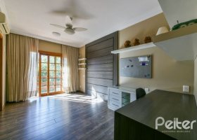 Casa em Condomínio à venda com 320m², 4 dormitórios, 4 suítes, 10 vagas, no bairro Cavalhada em PORTO ALEGRE