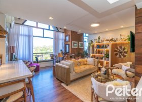 Cobertura à venda com 174m², 3 dormitórios, 1 suíte, 3 vagas, no bairro Tristeza em Porto Alegre