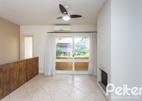 Casa em Condomínio à venda com 159m², 3 dormitórios, 1 suíte, 2 vagas, no bairro Tristeza em Porto Alegre