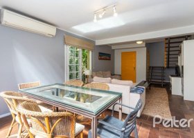Casa em Condomínio à venda com 162m², 3 dormitórios, 1 suíte, 3 vagas, no bairro Tristeza em PORTO ALEGRE