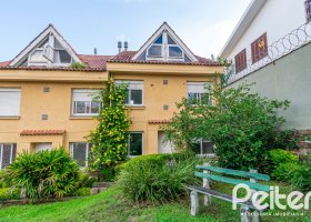 Casa em Condomínio à venda com 118m², 3 dormitórios, 1 suíte, 2 vagas, no bairro Cristal em Porto Alegre