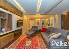 Apartamento à venda com 136m², 3 dormitórios, 1 suíte, 2 vagas, no bairro Tristeza em PORTO ALEGRE