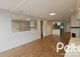 Apartamento à venda com 102m², 3 dormitórios, 1 suíte, 2 vagas, no bairro Tristeza em PORTO ALEGRE