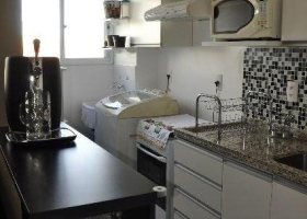 Apartamento à venda com 46m², 2 dormitórios, 1 vaga, no bairro Ipanema em PORTO ALEGRE