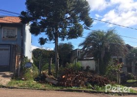 Terreno à venda com 336m², no bairro Tristeza em Porto Alegre