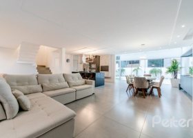 Casa em Condomínio à venda com 250m², 3 dormitórios, 3 suítes, 3 vagas, no bairro Hipica em PORTO ALEGRE