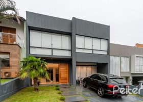 Casa em Condomínio à venda com 250m², 3 dormitórios, 3 suítes, 3 vagas, no bairro Hipica em PORTO ALEGRE