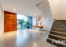 Casa em Condomínio à venda com 250m², 3 dormitórios, 3 suítes, 3 vagas, no bairro Hipica em PORTO ALEGRE