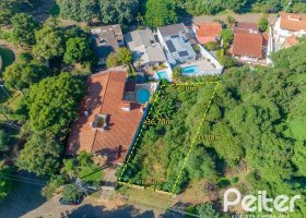 Terreno à venda, no bairro Vila Assunção em Porto Alegre