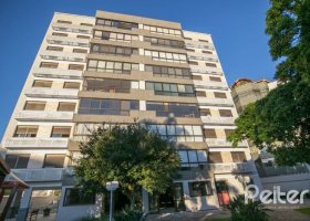 Apartamento à venda com 136m², 3 dormitórios, 1 suíte, 2 vagas, no bairro Tristeza em PORTO ALEGRE
