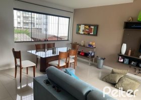 Casa em Condomínio à venda com 209m², 4 dormitórios, 2 suítes, 3 vagas, no bairro Tristeza em Porto Alegre