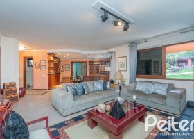 Casa em Condomínio à venda com 486m², 4 dormitórios, 3 suítes, 4 vagas, no bairro Cavalhada em PORTO ALEGRE