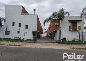 Casa em Condomínio à venda com 117m², 3 dormitórios, 1 suíte, 2 vagas, no bairro Tristeza em Porto Alegre