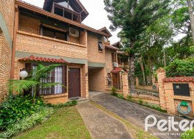 Casa à venda com 174m², 3 dormitórios, 1 suíte, 2 vagas, no bairro Jardim Isabel em Porto Alegre