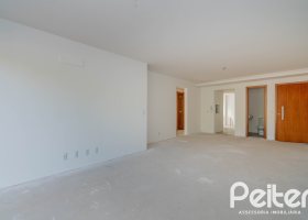 Apartamento à venda com 108m², 3 dormitórios, 1 suíte, 2 vagas, no bairro Tristeza em PORTO ALEGRE